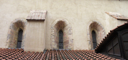 Окна Староновой синагоги