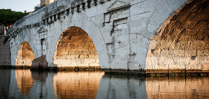 Арки моста Тиберия