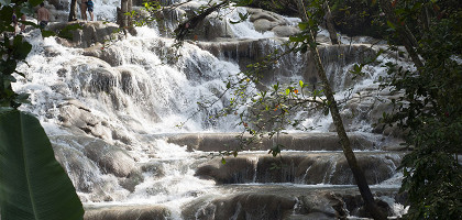 Водопады Даннс-Ривер на Ямайке