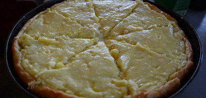 Мордовский пирог с картошкой и творогом