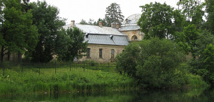 Главный корпус Фермы в парке Сильвия (Гатчина)