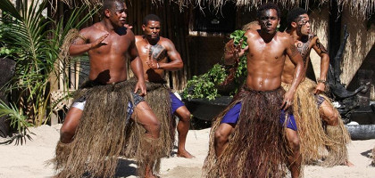 Традиционные танцы Meke на Фиджи
