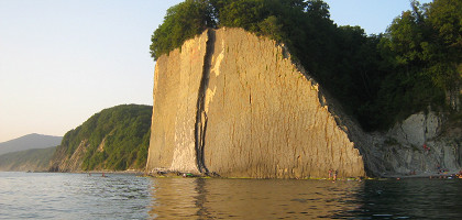 Скала Киселёва, вид с моря