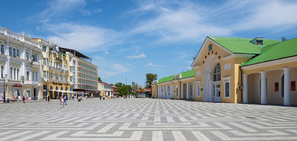 Привокзальная площадь, Феодосия