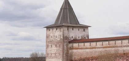 Свиточная башня, Кириллов