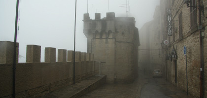 Крепостные стены Сан-Марино