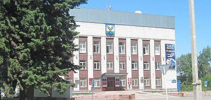 Здание администрации Майминского района, Республика Алтай