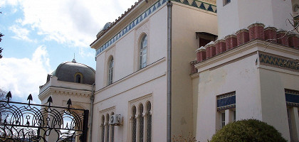 Приморская вилла Стамболи, фасад