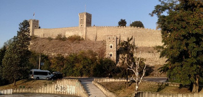 Непарадный вид на крепость Скопье