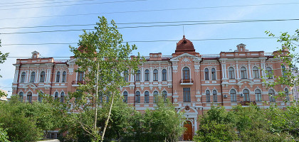 Дворец Шумовых, фасад