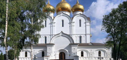 Успенский собор в Ярославле, вход