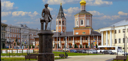 Памятник Петру I