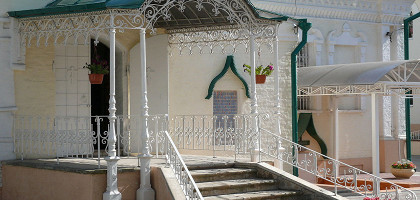 Благовещенская церковь в Туле, вход в храм
