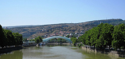 Мост Мира, панорама