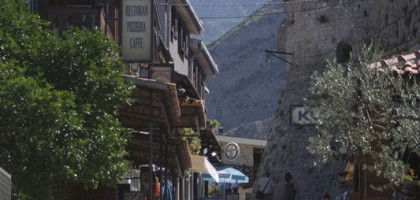 Улица Бара, Черногория