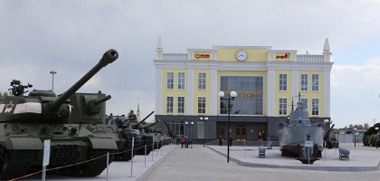 Вход в Музей военной техники, Екатеринбург