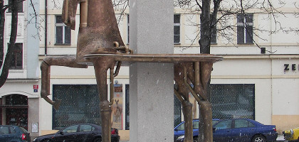 Памятник Ярославу Гашеку