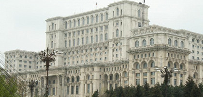 Грандиозный парламент, Бухарест