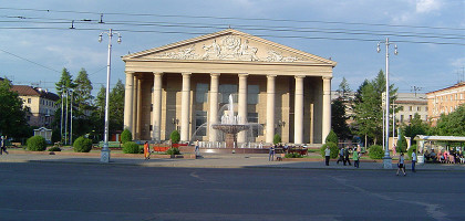 Театральная площадь, Кемерово