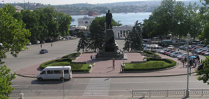 Вид на площадь Нахимова в Севастополе