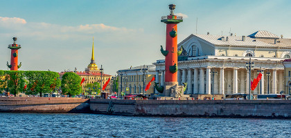 Ростральные колонны, Санкт-Петербург