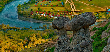 Каменные грибы в Чулышманской долине