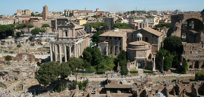 Вид на древнюю Священную дорогу, Рим, Италия