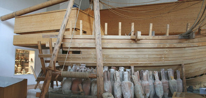 Музей истории Марселя, реконструкция древнеримского корабля