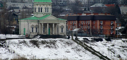 Церковь Сурб Хач, вид с моста