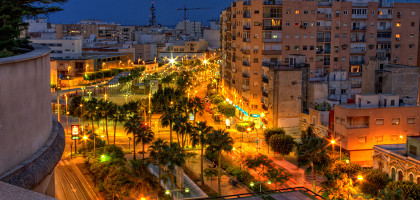 Альмерия. Альмерия город. Almeria Испания. Альмерия Испания достопримечательности. Набережная Альмерия.