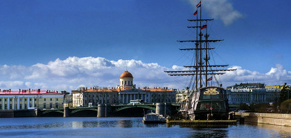 Весенний день в Санкт-Петербурге