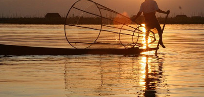 Рыбак на озере Инле, Мьянма