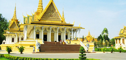 Вид на королевский дворец в Камбодже