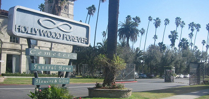 Кладбище Hollywood Forever
