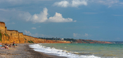 Дикий пляж в селе Николаевка, Крым