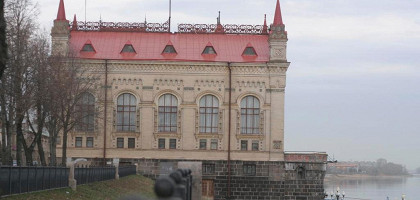 Здание биржи в Рыбинске