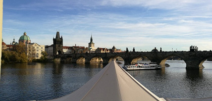 Вид из музея Кафки на каналы Праги, Чехия