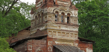Храм Всех Святых в Гатчине