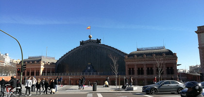 Вид на вокзал Аточа в Мадриде, Испания