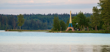 На берегу Валдайского озера, Новгородская область