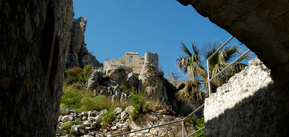 Разрушенный Замок Святого Иллариона в Северном Кипре