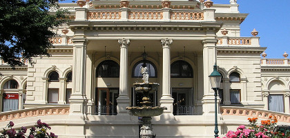 Курсалон