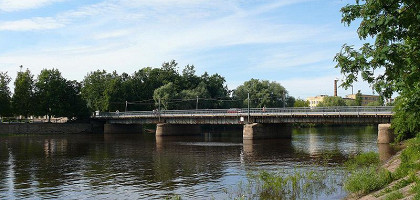 Живой мост в городе Старая Русса