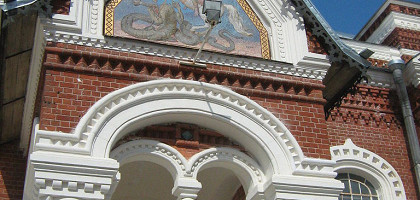 Георгиевский собор в Гусь-Хрустальном, крыльцо