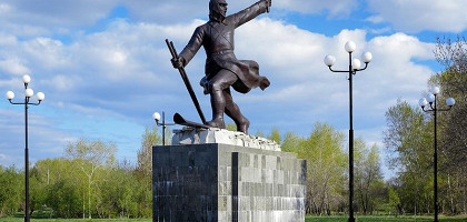 Памятники в Хабаровске