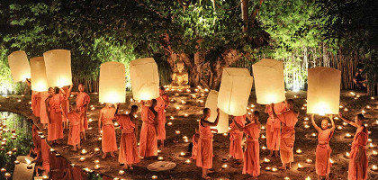 Запуск фонарей в храме Wat Phan Tao, Чиангмай