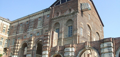 Замок Риволи