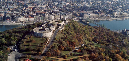 Гора Геллерт с высоты птичьего полета