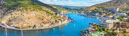 6 российских курортов, где можно встретить наших звезд