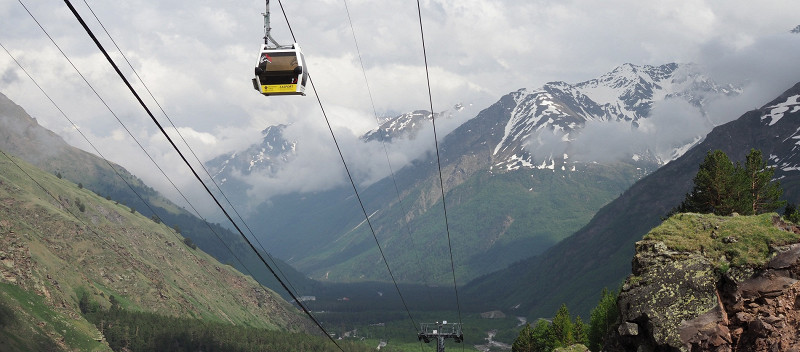 Вид на поляну Азау, Россия